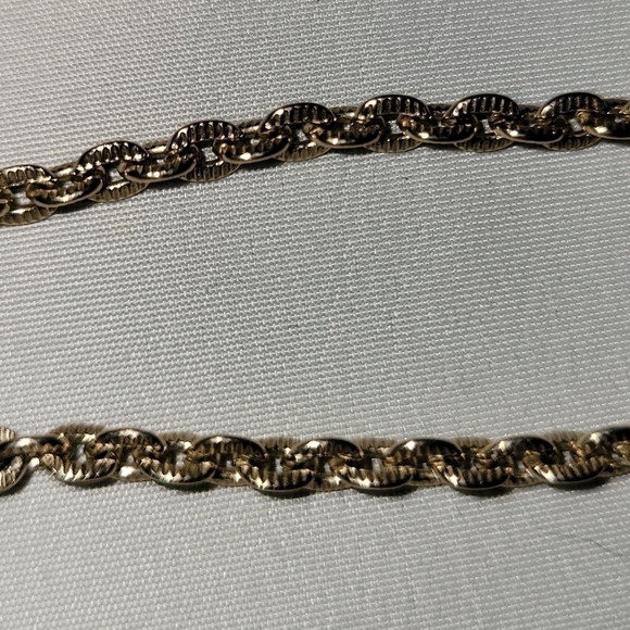 Vintage West Germany pendant necklace medallion - Picture 6 of 7